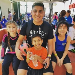 Meet your Posher, Rafael